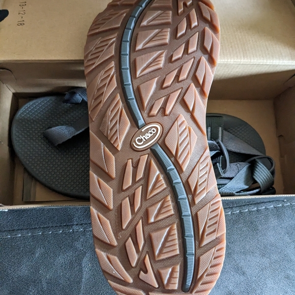 Men's Chaco sandals - Picture 2 of 3